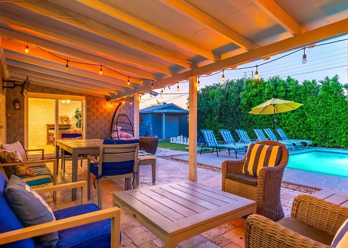 Ultimate, Getaway! Pool, Bbq, Sleeps 14 Ferienhaus *