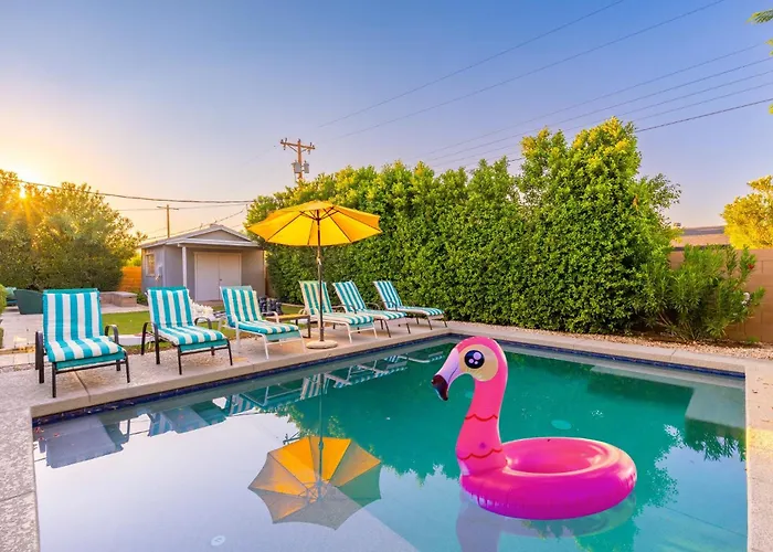 Ultimate, Getaway! Pool, Bbq, Sleeps 14