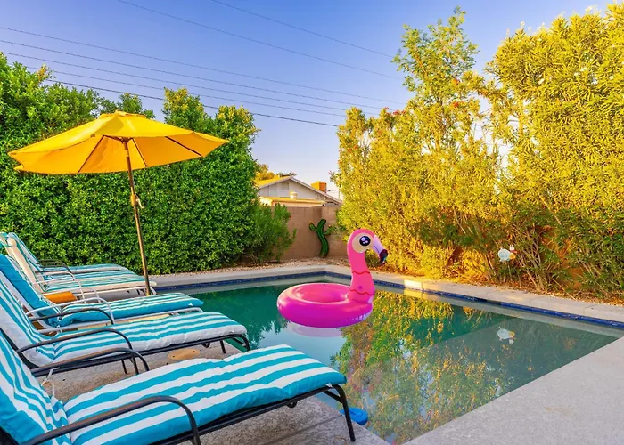 Ultimate, Getaway! Pool, Bbq, Sleeps 14