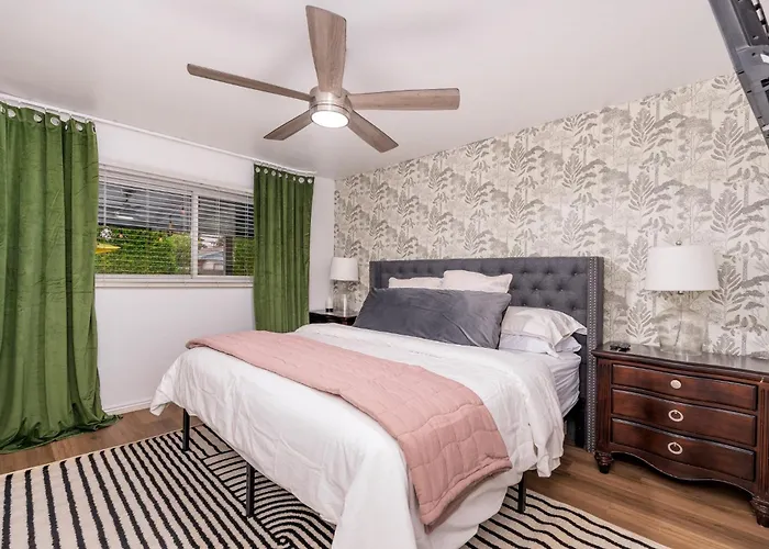 Ultimate, Getaway! Pool, Bbq, Sleeps 14 Scottsdale