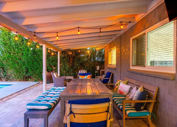 Ultimate, Getaway! Pool, Bbq, Sleeps 14