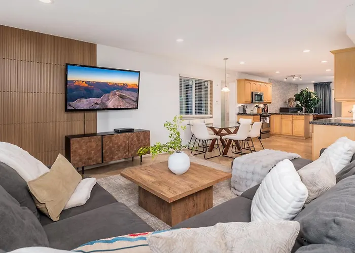 Ultimate, Getaway! Pool, Bbq, Sleeps 14 Ferienhaus